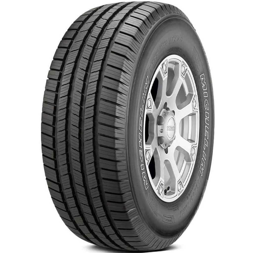 All Season Light Truck Tire B698352