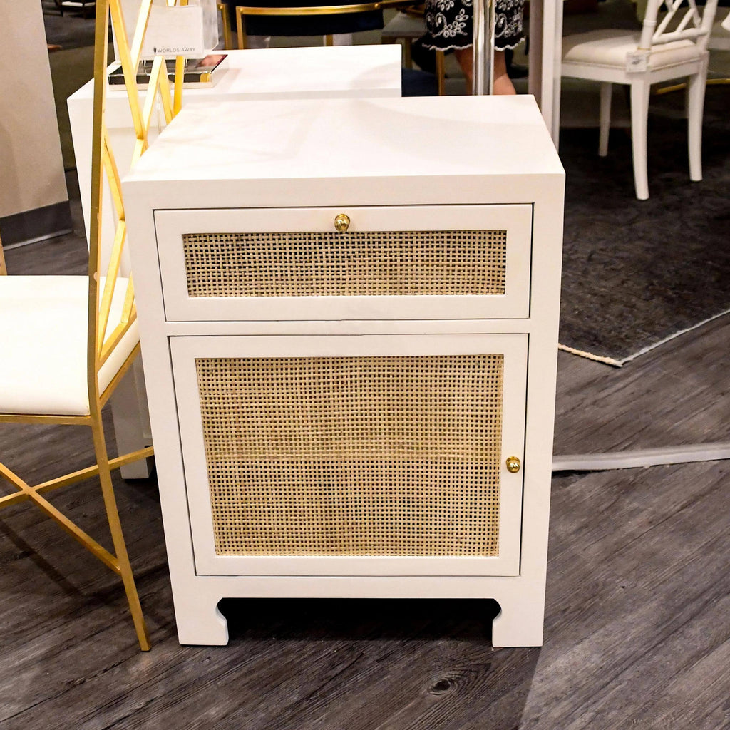 White Cabinet W459