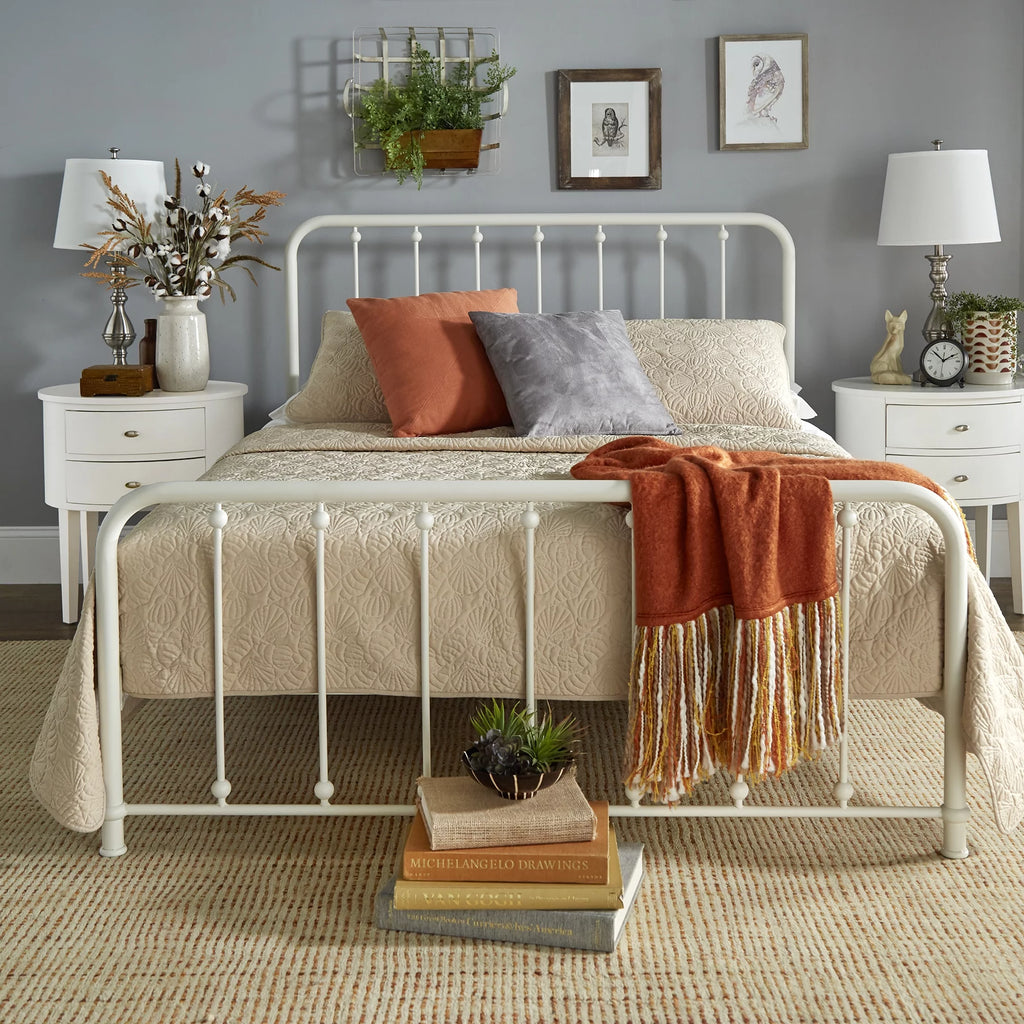 White Metal Platform Full Bed H793