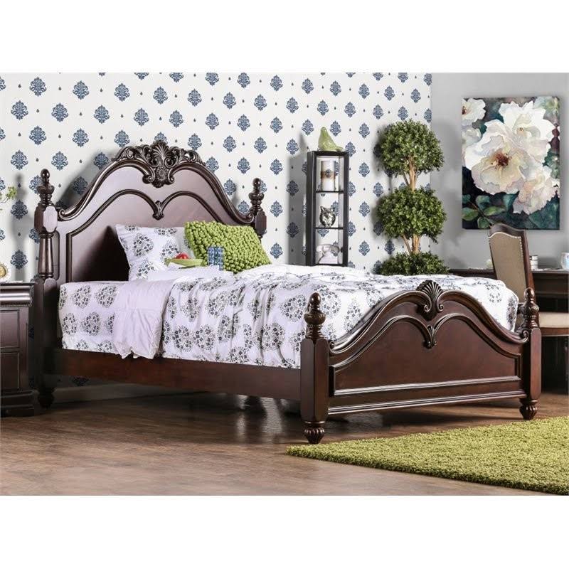 Queen Poster Bed in Cherry T38768
