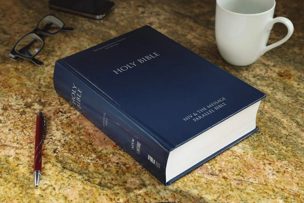 Large Print Side-By-Side Bible NIV/MS Hardcover M416568