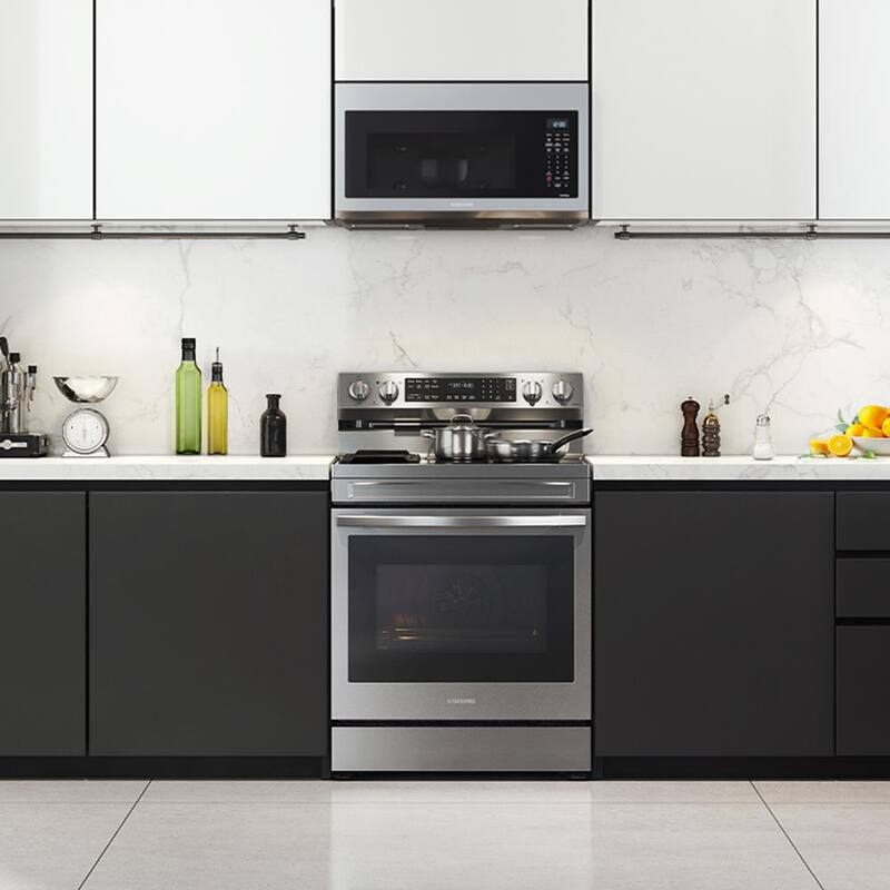 6.3 cu. ft. Convection Electric Range with AirFry in Stainless Steel O88425