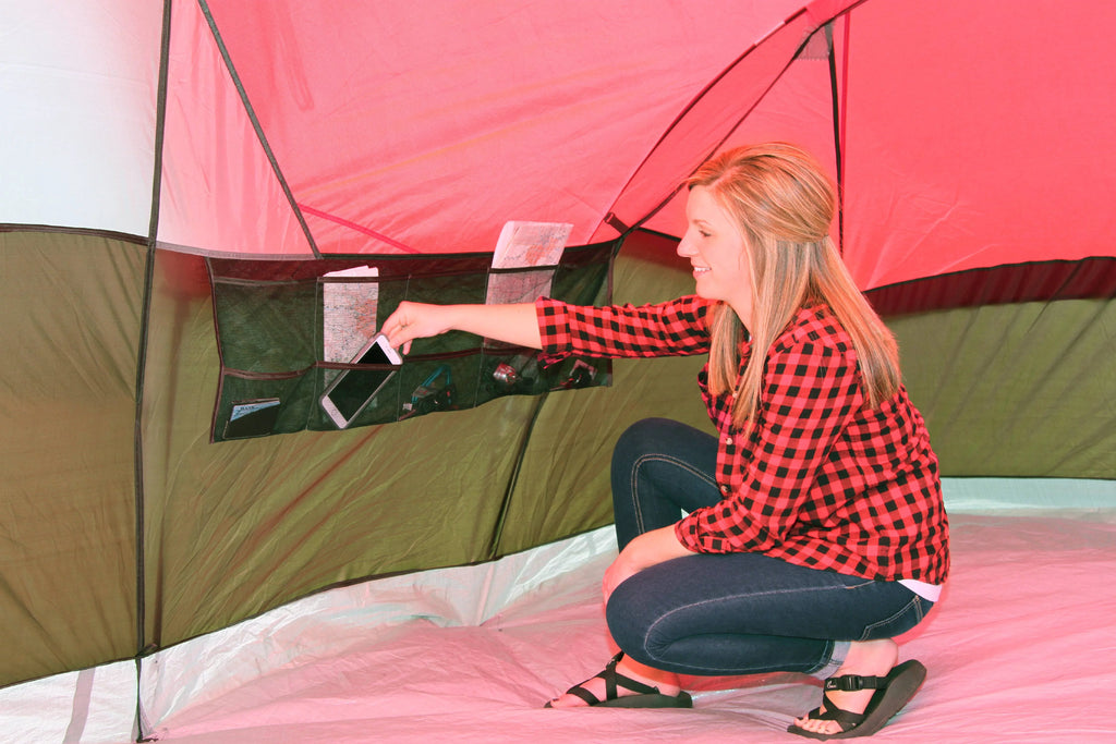 21' x 15' 10-Person Camping Tent R608517