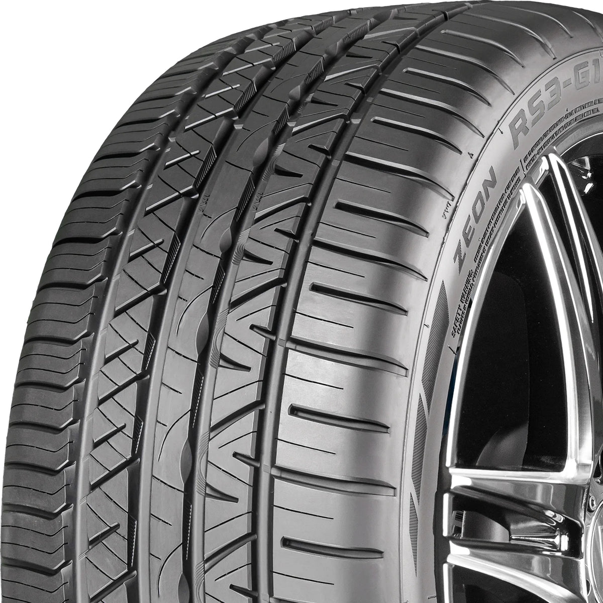 Set of 4 High Performance Tires V475