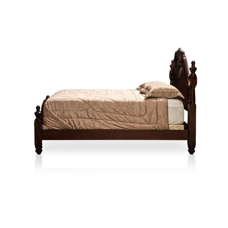 Queen Poster Bed in Cherry T38768