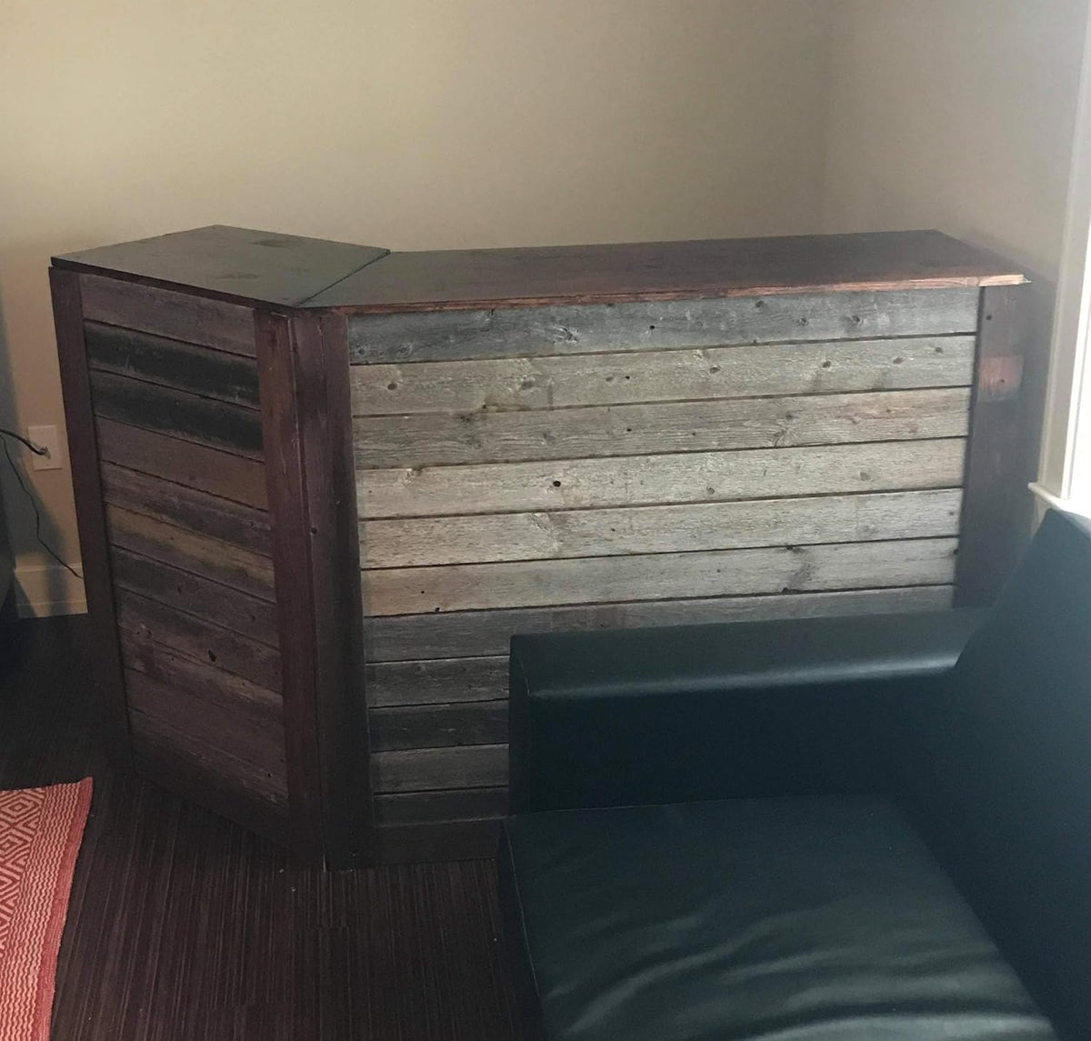 Whitewash Weathered Wood Planks for Walls X7637