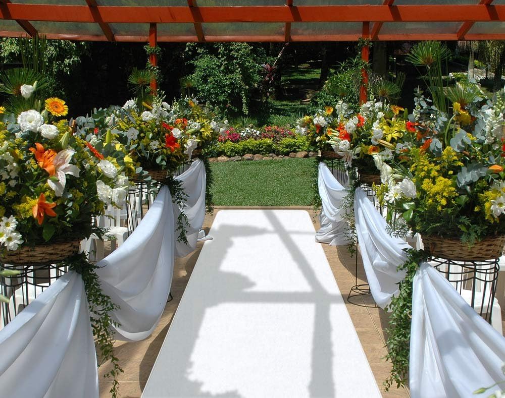 White Carpet Aisle Runner 4 Feet x 30 Feet N4472