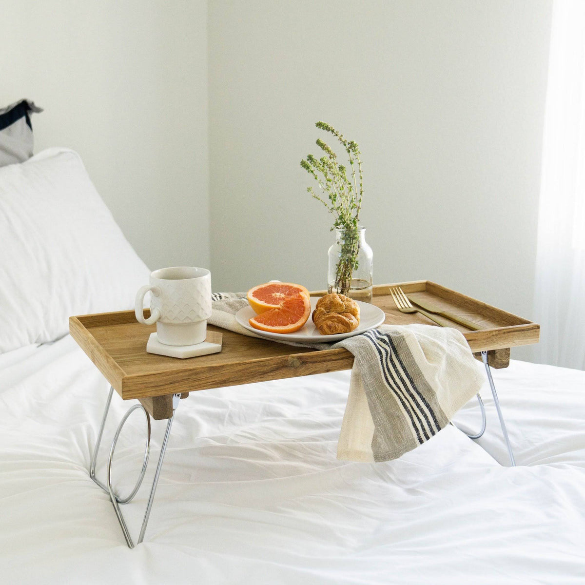 Oak Bed Tray with Folding Legs M216
