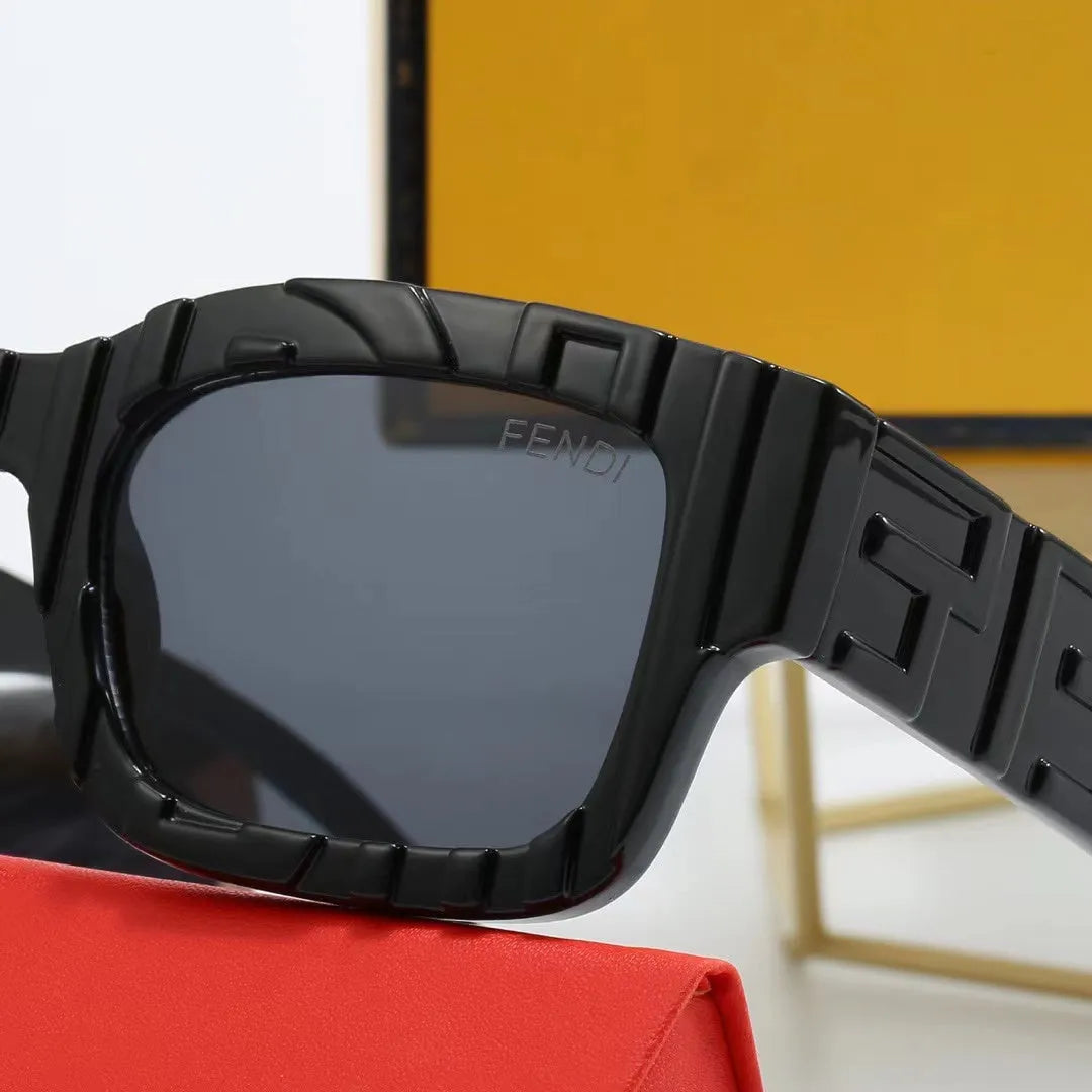 Fashionable Letter Sunglasses D593