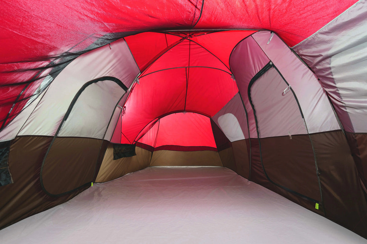 21' x 15' 10-Person Camping Tent R608517