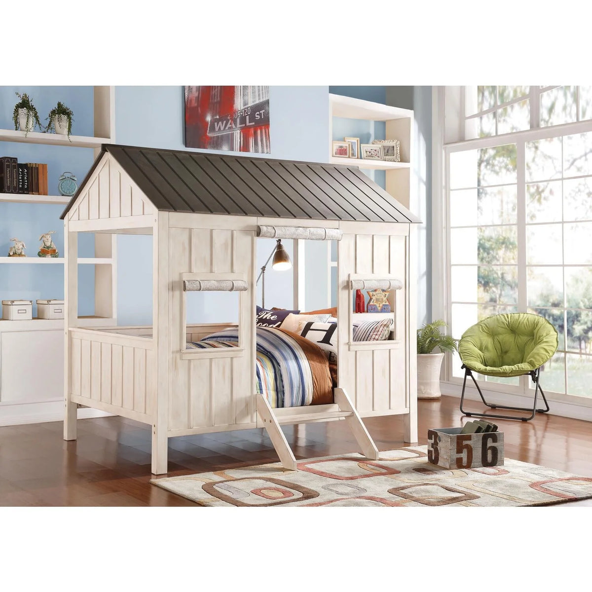 Wooden Frame Full Bed in Weathered White D81668
