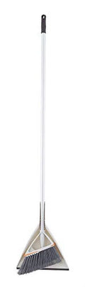 Angle Broom & Clip-on Dustpan Y225
