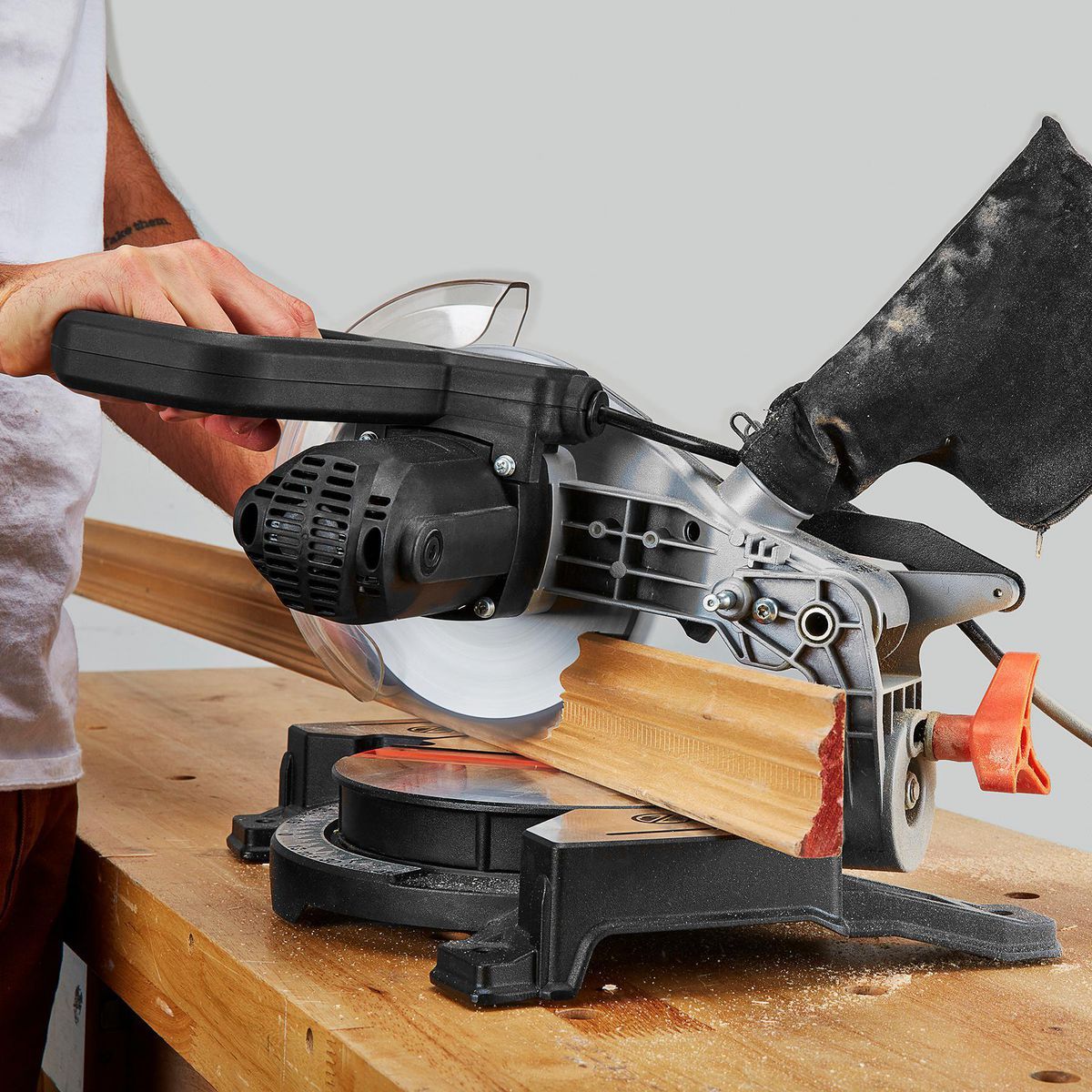 7-1/4 in. Single-Bevel Compound Miter Saw A705