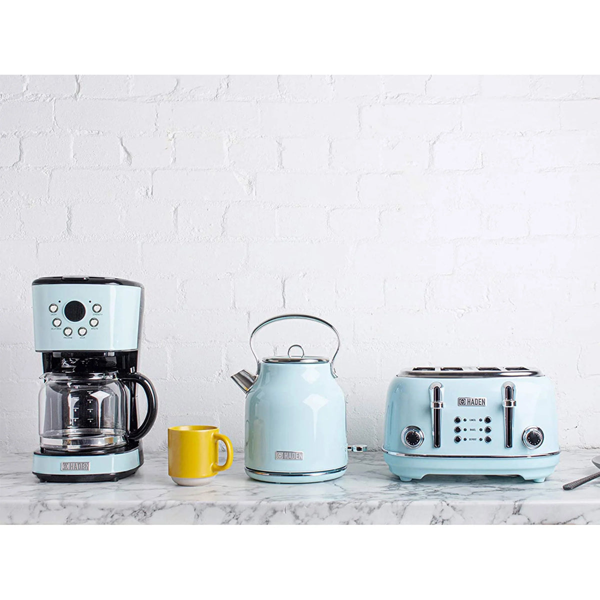 12 Cup Programmable Retro Coffee Maker F27700